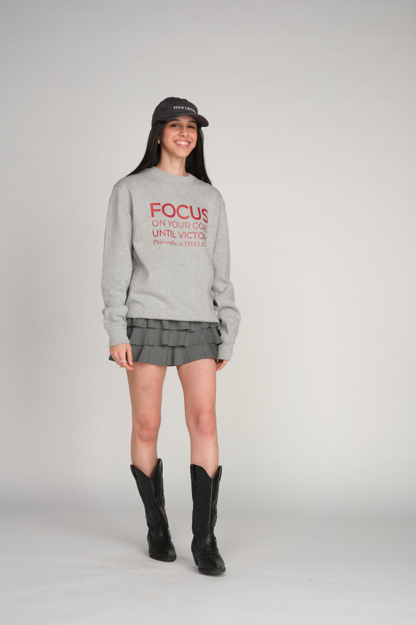 FOCUS Crewneck - Gray
