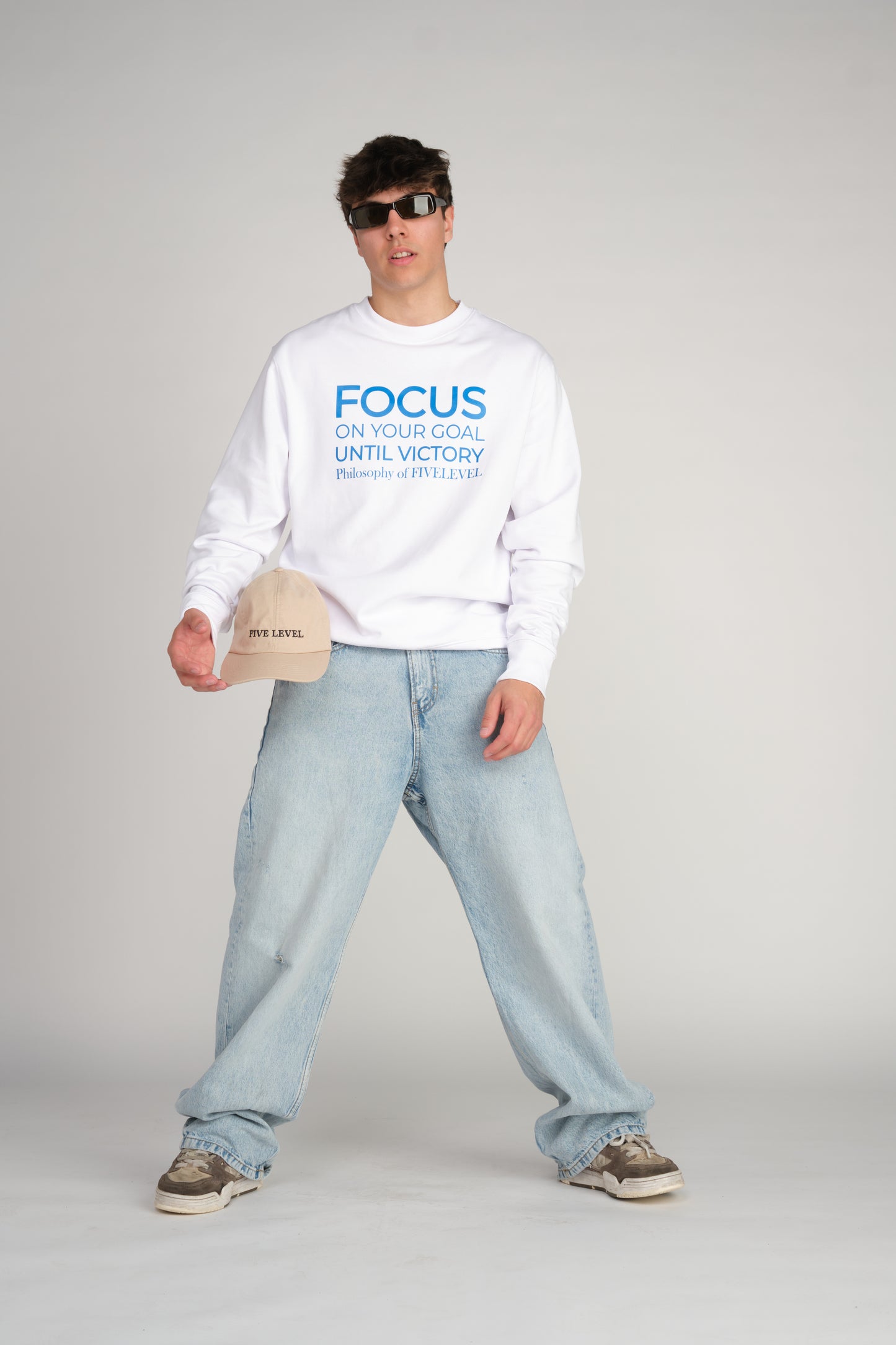 FOCUS Crewneck - White