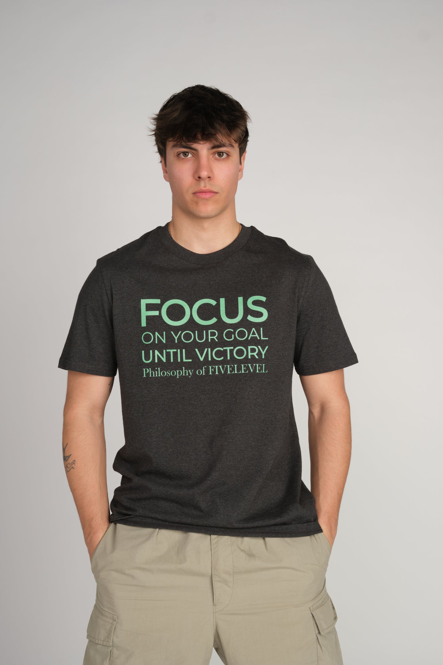 FOCUS T-Shirt- Black