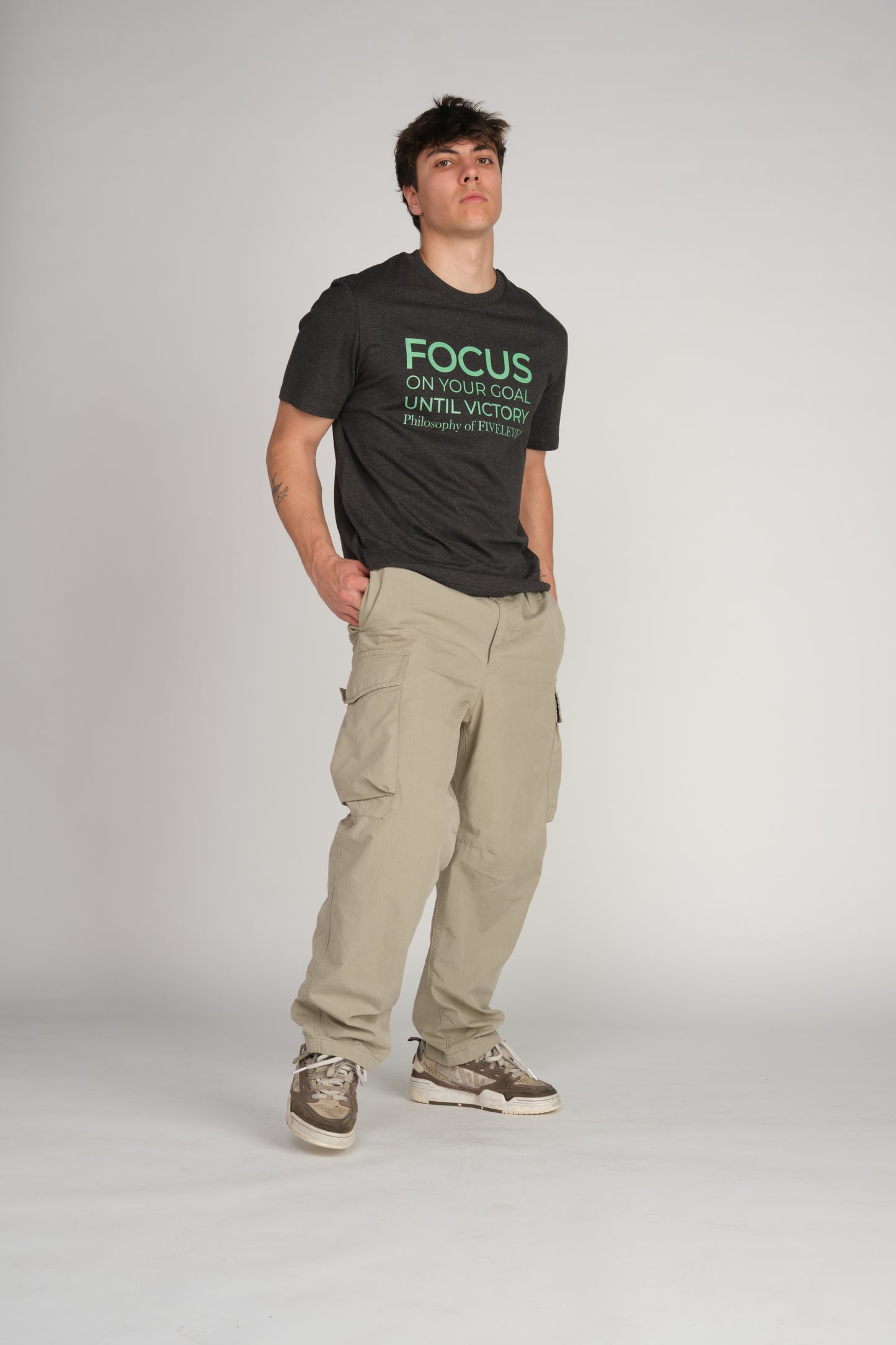 FOCUS T-Shirt- Black